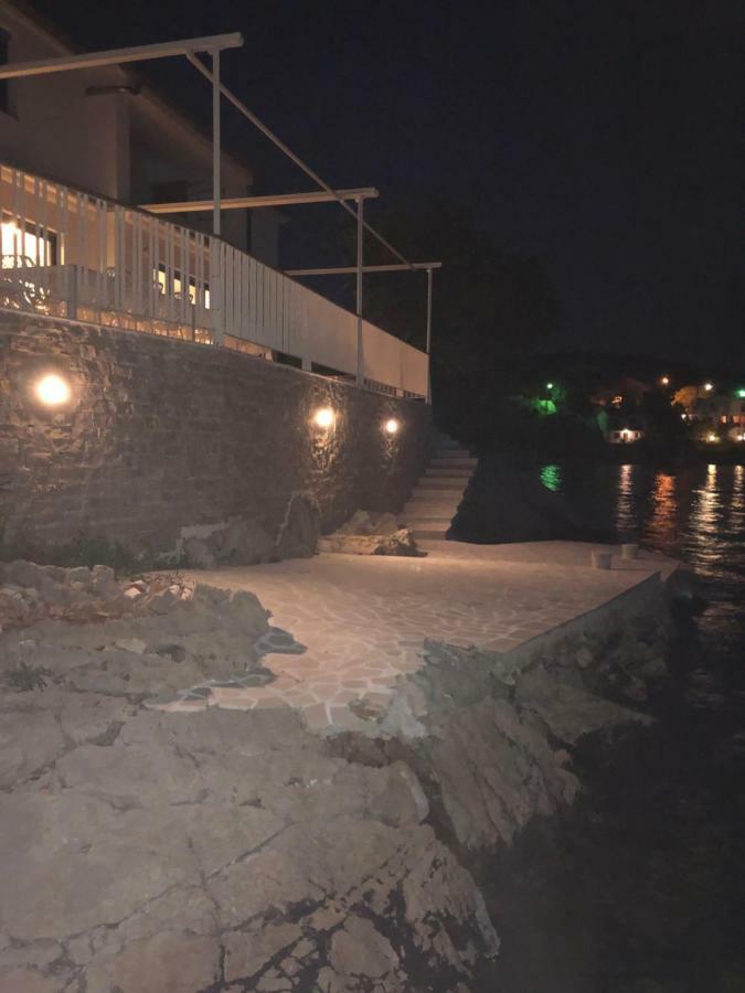 Villa Beline Direct Aan Zee, Verwarmd Zwembad En Sauna Tribanj-Kruscica Εξωτερικό φωτογραφία